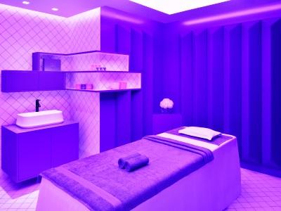 Moevenpick & Bur Hotel Dubai